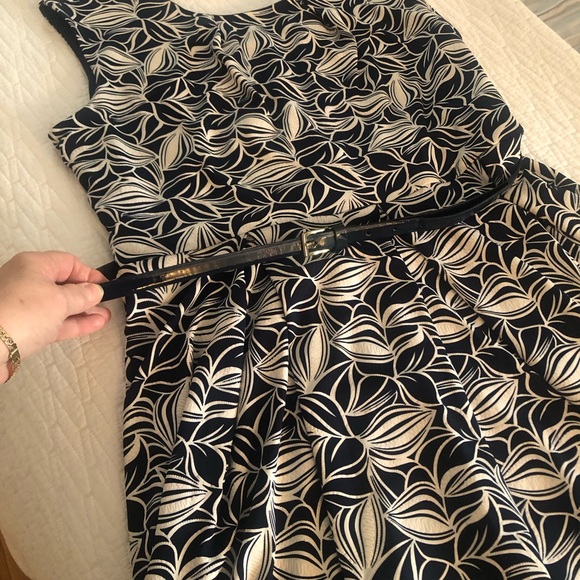 Yera summer dress size medium - Picture 7 of 7